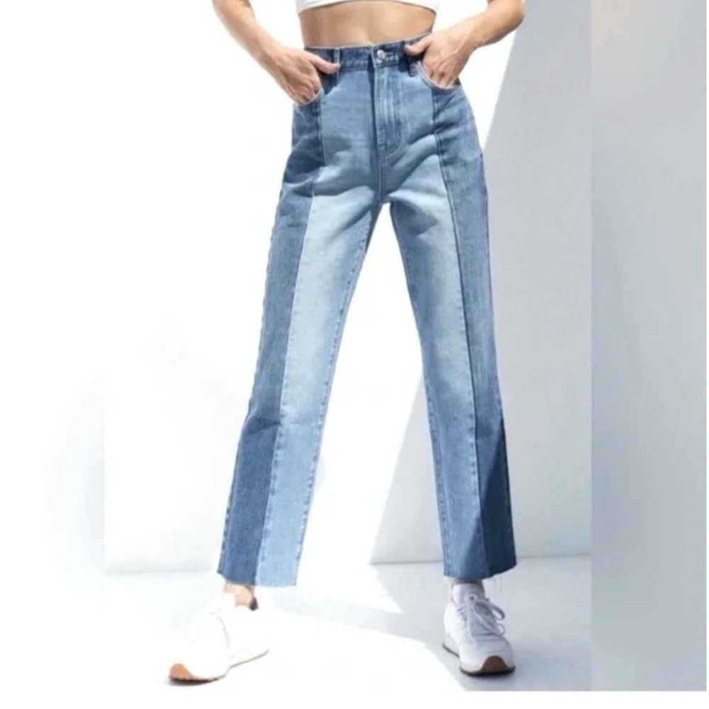 Pacsun Women's two toned denim high rise straight leg jeans Size
25 Button fly